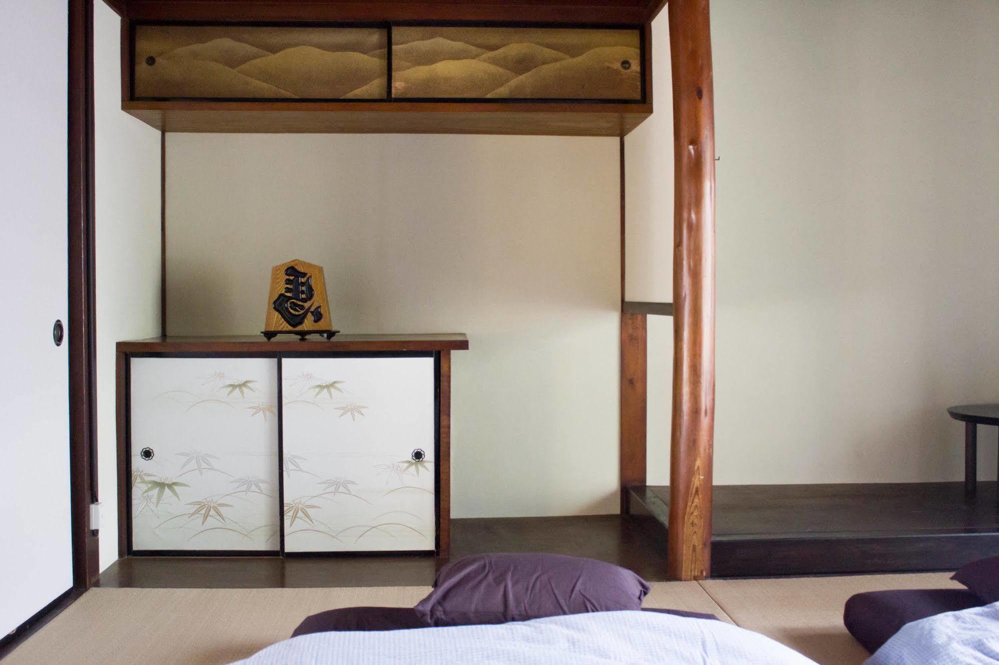 Guesthouse Mado Нагоя Екстериор снимка